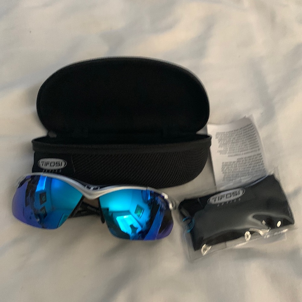 Tifosi Optics 2.0 Blue Sunglasses